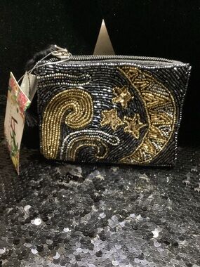 Source Unknown Black and Gold Beaded Coin Purse